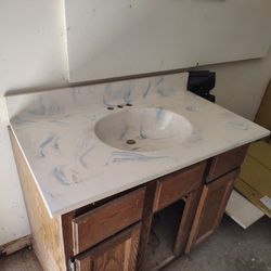 38 In White With Blue Swirl