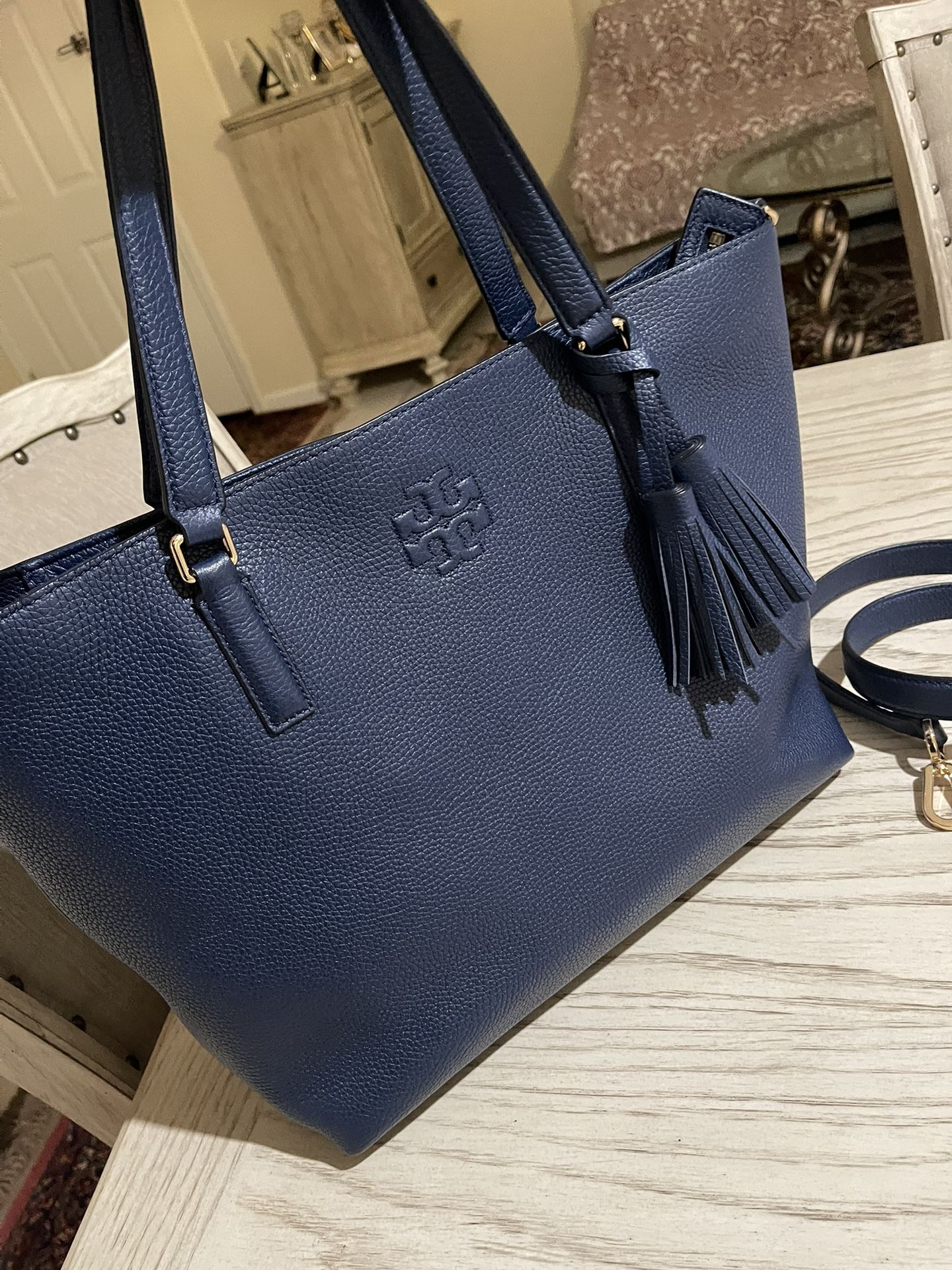 Tory Burch Large Thea Tote Bag Lap Top Bag Navy Pebbled Leather 
