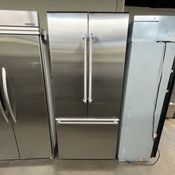 THERMADOR 36” REFRIGERATOR