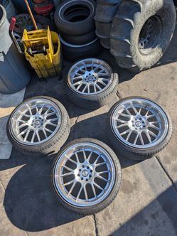 Shift 18" racing wheels