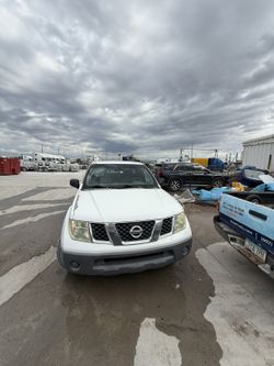 2006 Nissan Frontier XE King Cab - 174k mi - Cold AC, Spray-In Bedliner