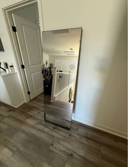 Lululemon Workout Mirror