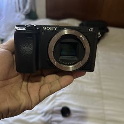 Sony A6400