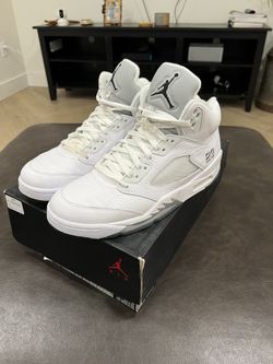 Air Jordan Retro 5 “Metallic White”
