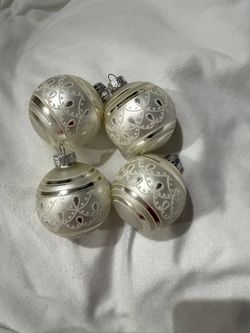 Glass ornaments made in poland