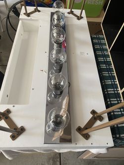 Bathroom Light In Great Condition Just Remodel The Bathroom 