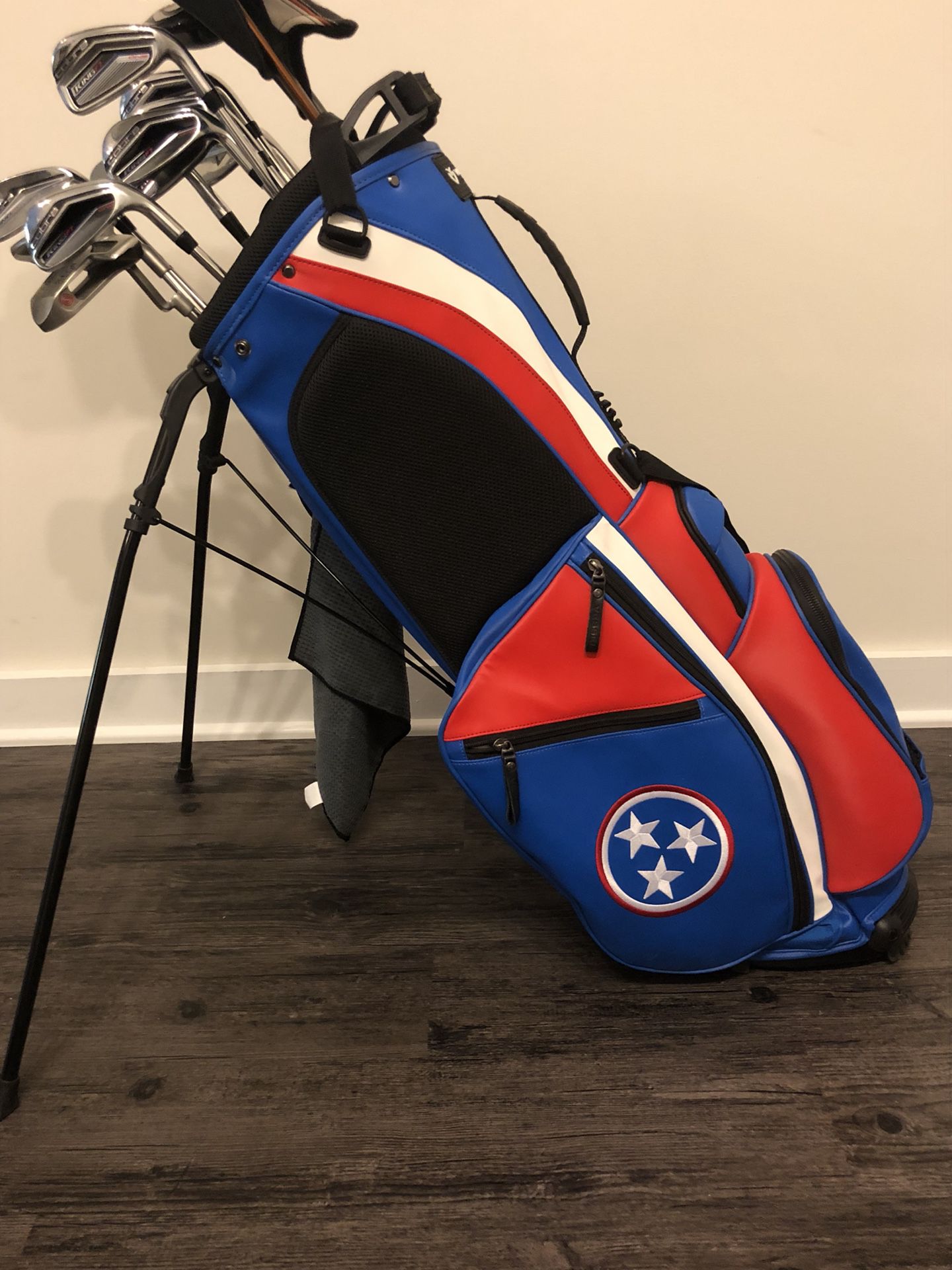 Custom Tennessee golf bag for Sale in Nashville, TN - OfferUp