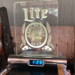 Vintage Lite Beer Light /clock Combo  
