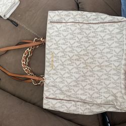 Michael Kors Purse, Crossbody Purse And Wallet