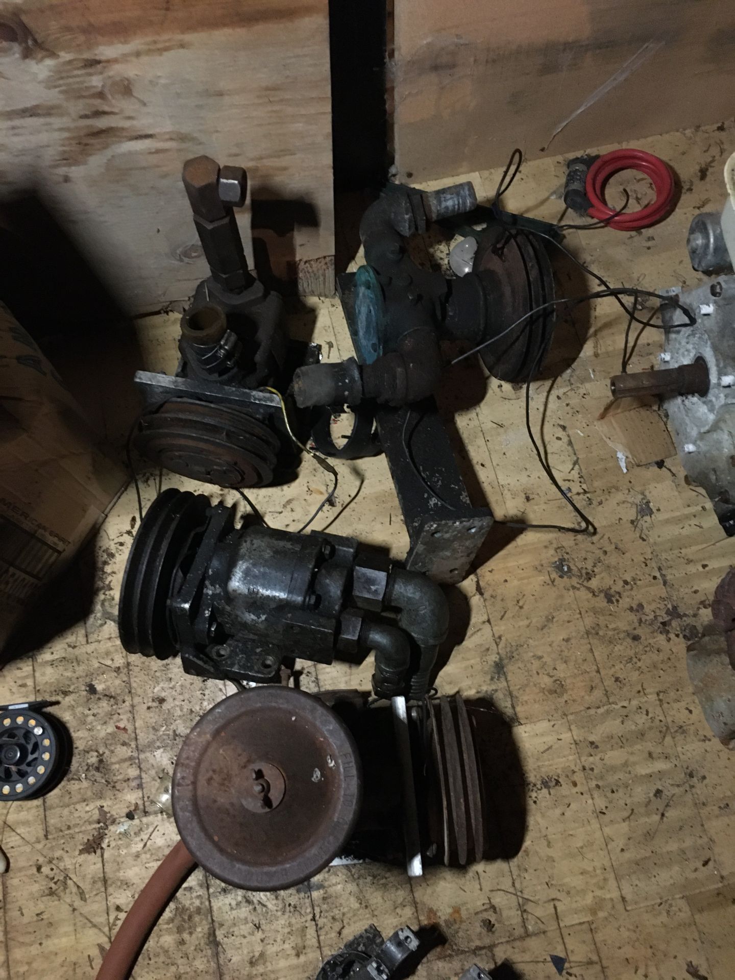 Belt driven hydraulic. Pumps. for Sale in Kingston, WA OfferUp