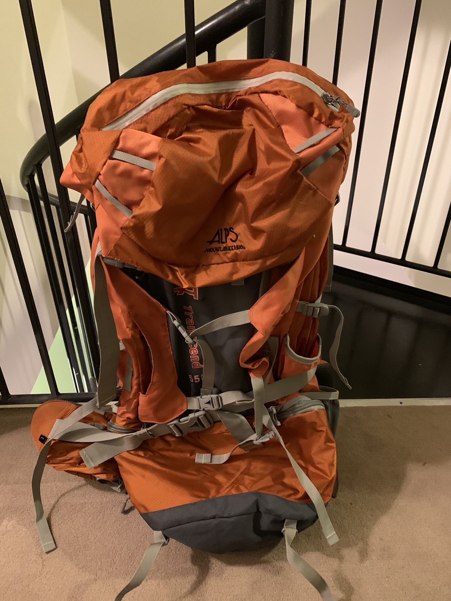 90L Backpacking Pack
