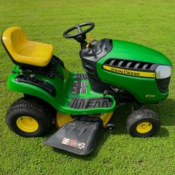John Deere E100 Lawn Mower (Delivery Available)