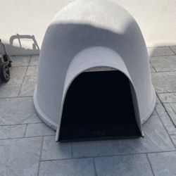 Dog House 