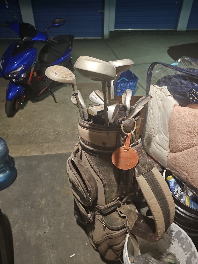 Mixed Bag Of GOLF Clubs