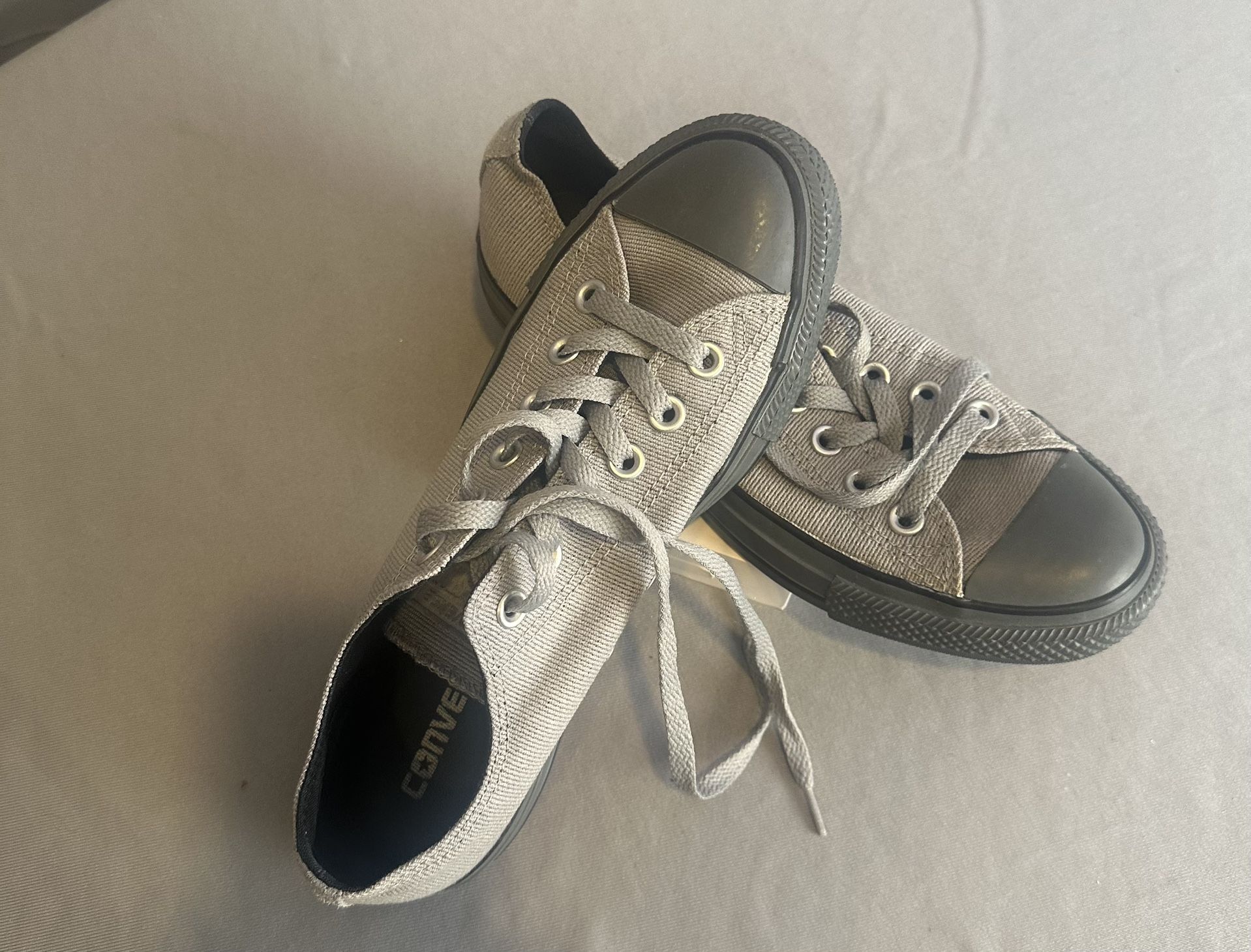 Converse Light/Gray Sneakers