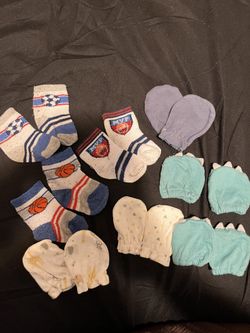 Baby Boy Swaddle Blankets, Mittens, Socks