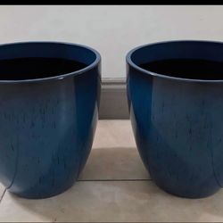 *** NEW LOW PRICE *** PAIR of 12" (Diameter) Blue Resin Planters @ Lasting Creations