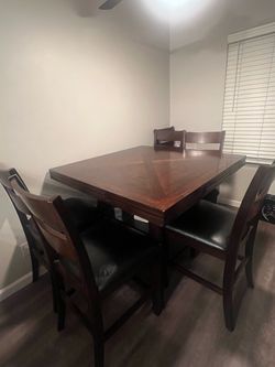 Bayside Furnishings Convertible Dining Table (Round to square)