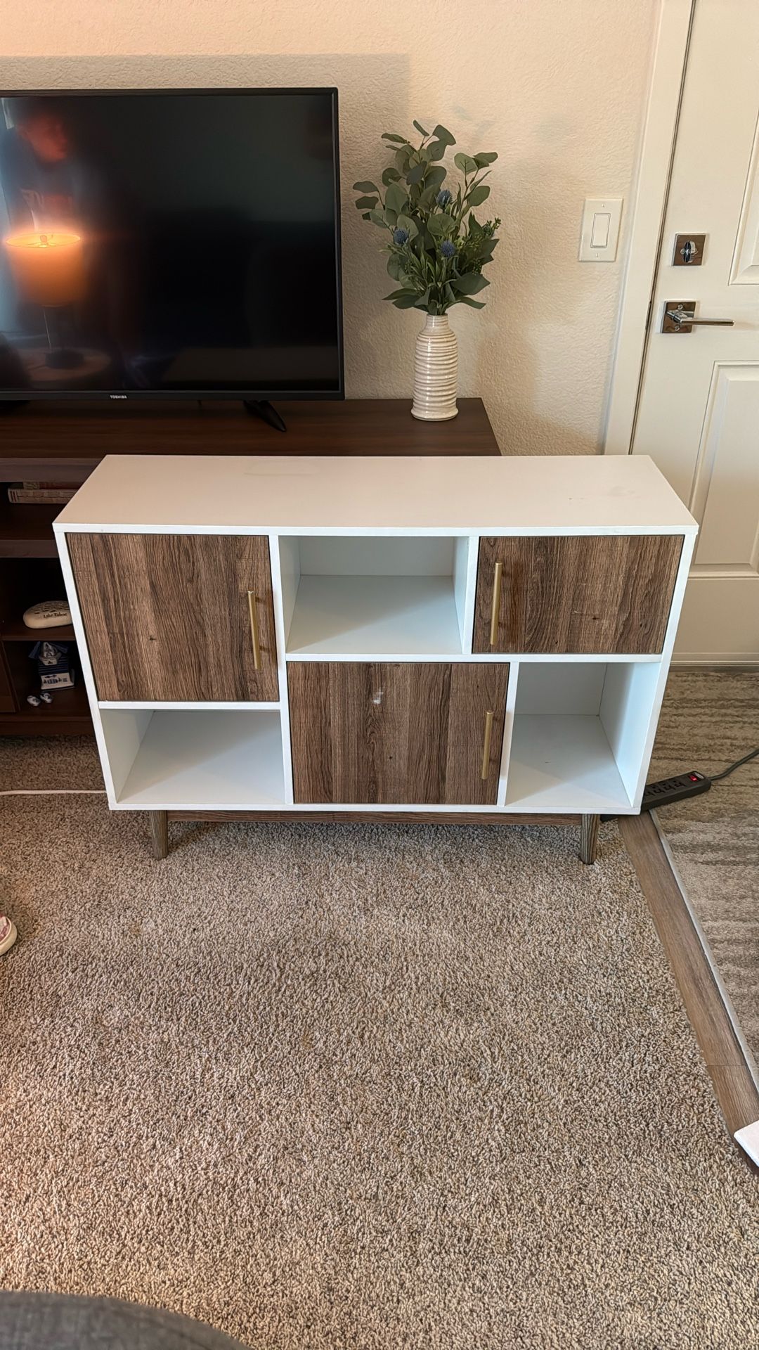Bookcase / Storage Shelf
