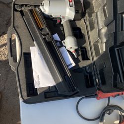 PORTER CABLE NAIL GUN