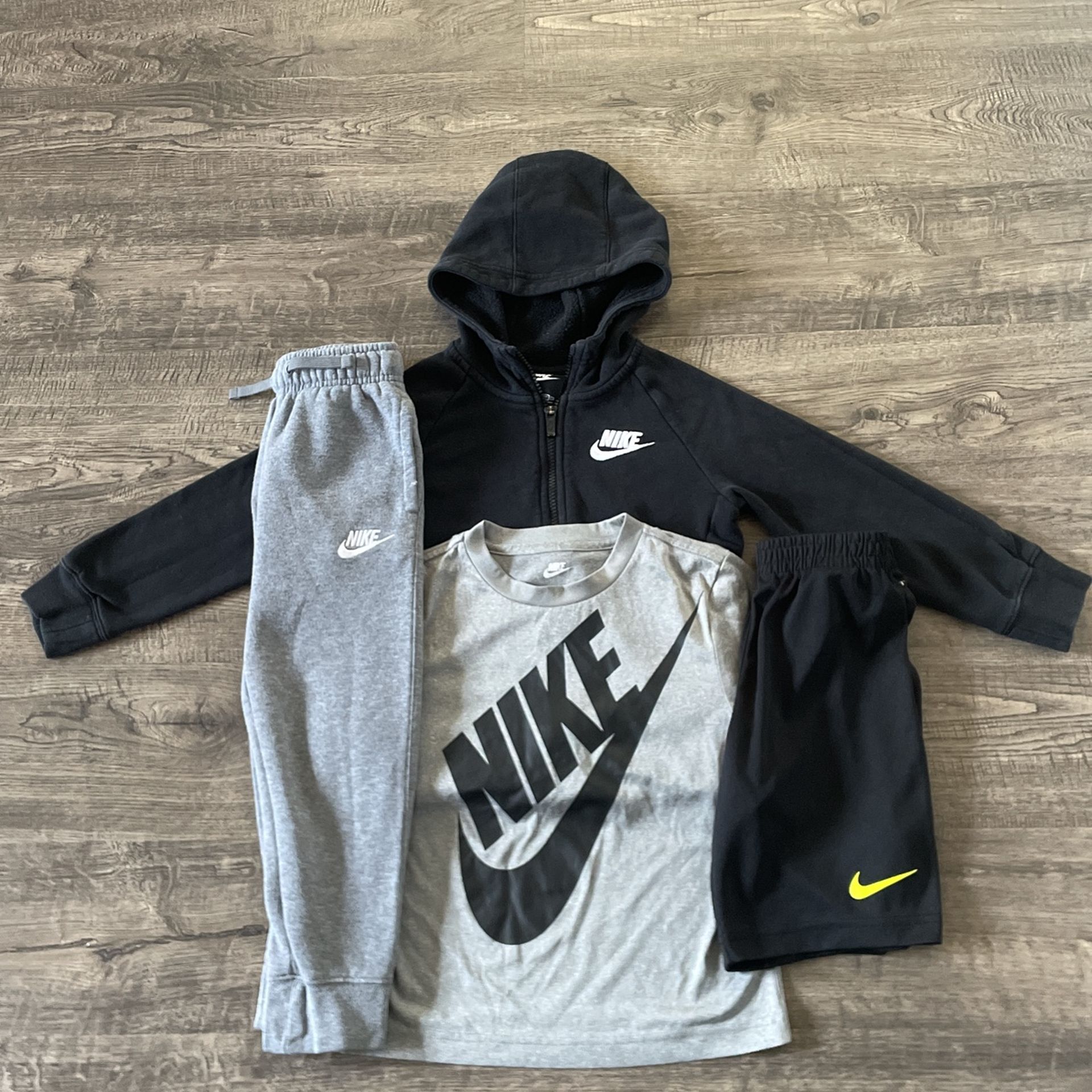 Nike Boys Athletic Clothes