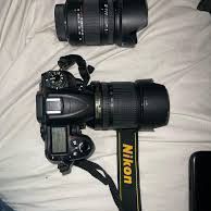 D 7000 NIKKON CAMERA