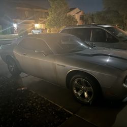 2011 Dodge Challenger V6