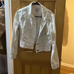 Levi’s White Crop Jacket