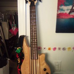 Brand-new Mahalo Bass Guitar 