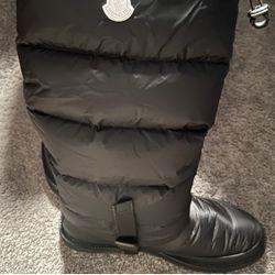 MONCLER MHYKE quilted Hi-Low boots NEW size 11