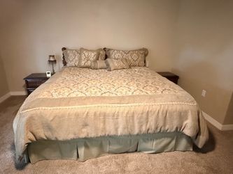 King bed frame with adjustable base