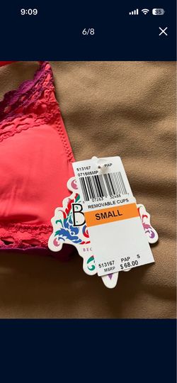 It’s very cute bathing suit top just a top one piece. It’s brand new. The size is small.