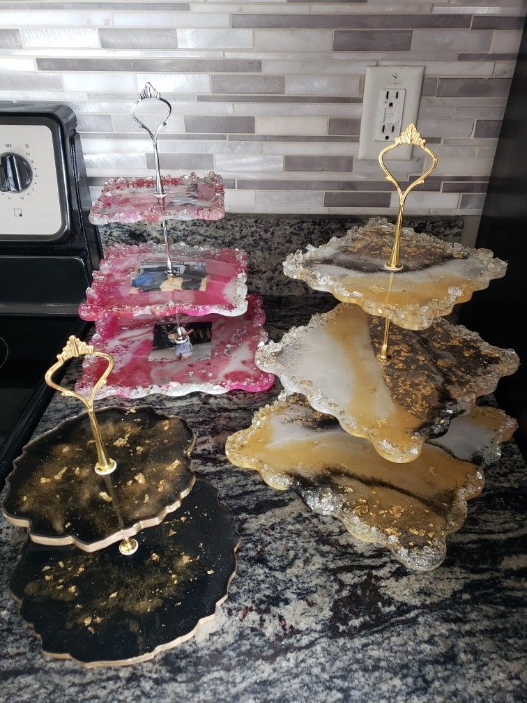 Customized Acrylic 2 & 3 Tiered Cupcake/serving tray.