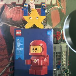 Lego Up-Scaled baby astronaut set #40767