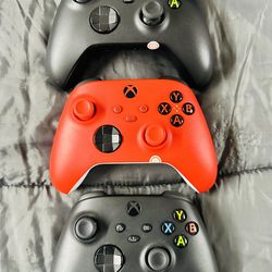 Xbox Wireless Gaming Controller Black Color Play on Xbox, Windows, Android, iOS, VR Headset $40/ea