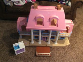 little tikes large dollhouse