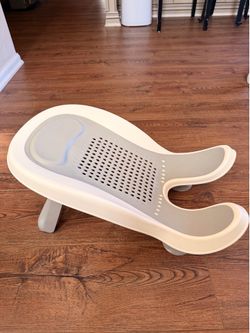 Baby bathtub