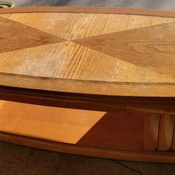 Coffee Table With Lifting Top