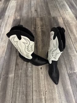 Black and White Western Cowboy Boots