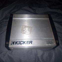 KICKER MARINE AMP 1200W (KNOB NOT INCL) WORKS GREAT 