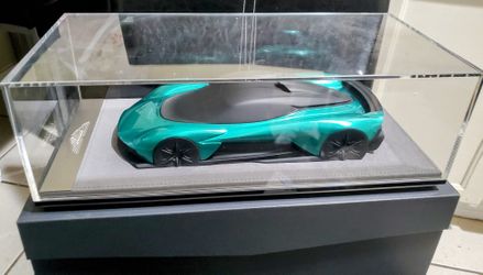 2024 Aston Martin Valkyrie  Replica Original 