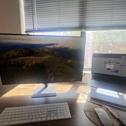 SAMSUNG 32-inch 4K UHD Smart Monitor with Adaptive Picture, Ultrawide Game View, Built-In Speakers, Remote, HDMI, USB-C, 2021 Model LS32AM702UNXZA, Bl