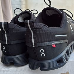 Cloud 6 shoes  size 11