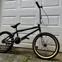 Early 2000’s Fit Series One BMX bike with tons of upgrades