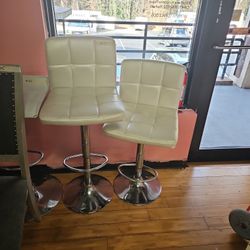 White Pearl Bar Stools