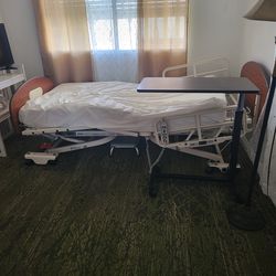 Hospital bed in great condition