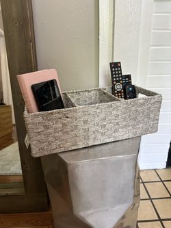 3 place holder basket 