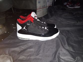 BLACK,WHITE,AND RED JORDANS FOR SALE