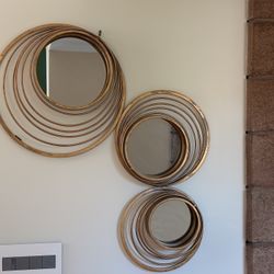 Gold Circle Wall Mirror 