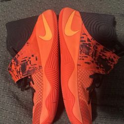 Nike Kyrie 2 Inferno 819583-680 Basketball Shoes - Size 10